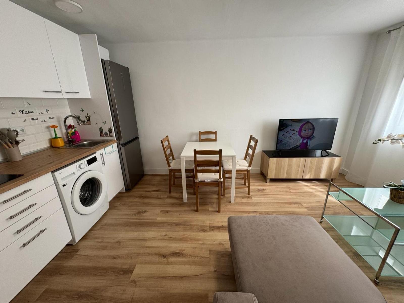 Acogedor Apartamento A 50 Metros Del Mar 坎布里尔斯 外观 照片